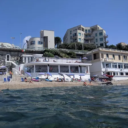 Dea Lux Apartamentis Mare & Gaslini Wi-fi Veloce ג'נובה