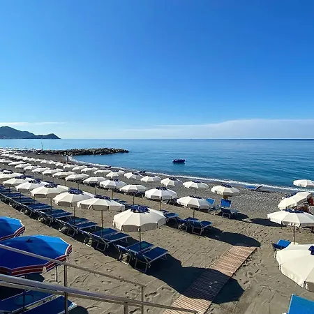 Dea Lux Apartamentis Mare & Gaslini Wi-fi Veloce דירה *